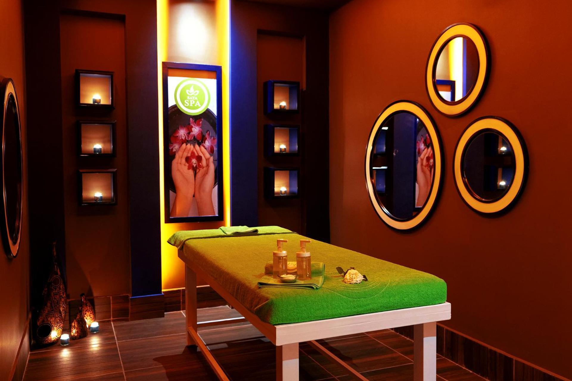 Pickalbatros Blu Spa Resort - Adults Friendly 16 Years Plus- Ultra All-Inclusive Hurgada Dış mekan fotoğraf A massage table