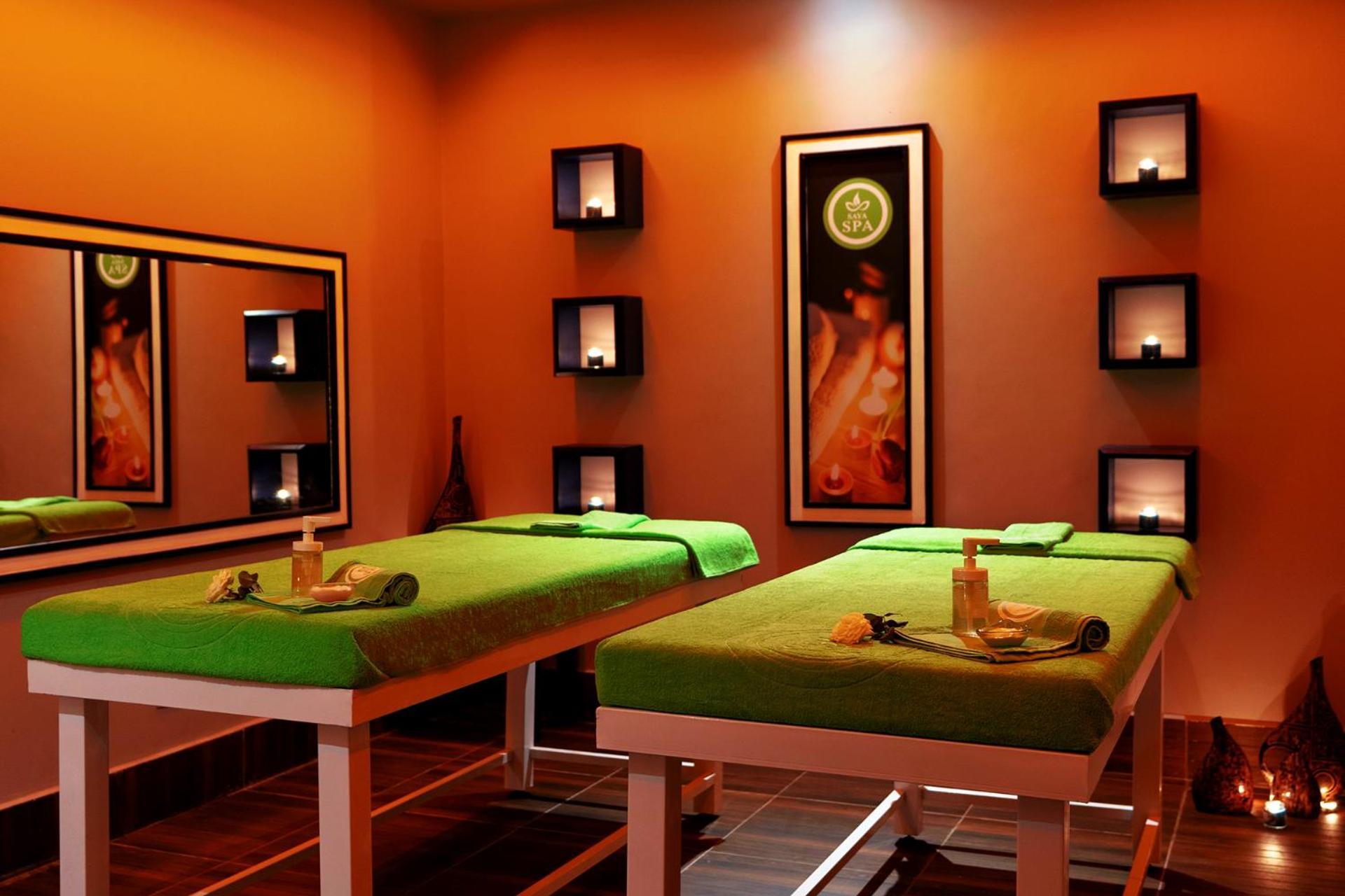 Pickalbatros Blu Spa Resort - Adults Friendly 16 Years Plus- Ultra All-Inclusive Hurgada Dış mekan fotoğraf Massage beds