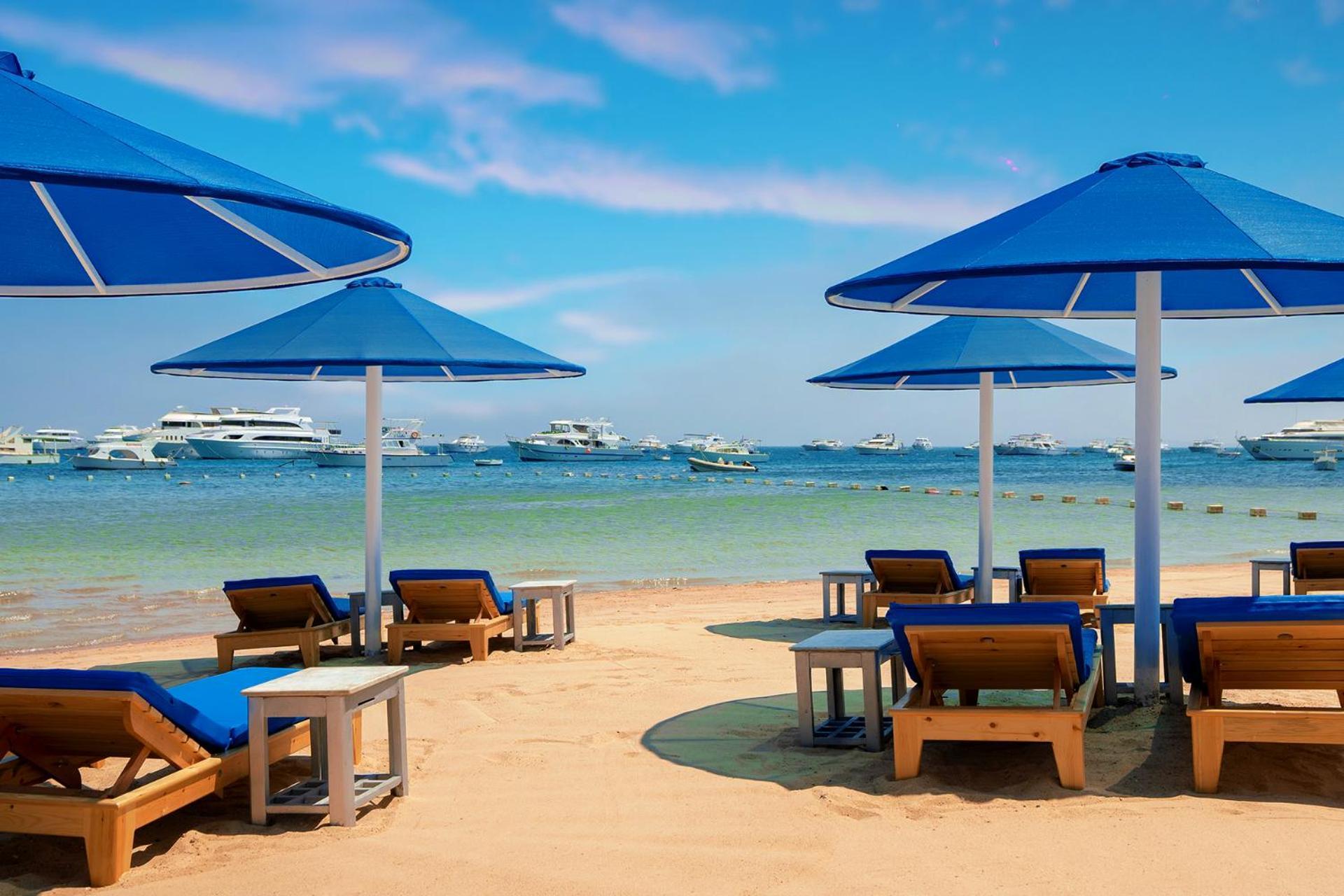 Pickalbatros Blu Spa Resort - Adults Friendly 16 Years Plus- Ultra All-Inclusive Hurgada Dış mekan fotoğraf Beach at the InterContinental