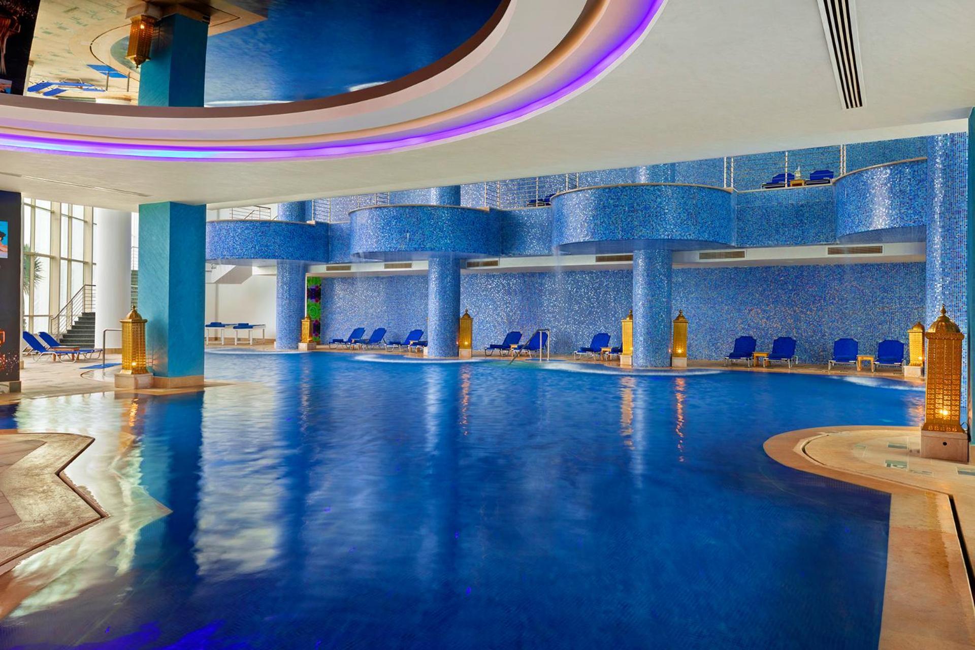Pickalbatros Blu Spa Resort - Adults Friendly 16 Years Plus- Ultra All-Inclusive Hurgada Dış mekan fotoğraf The swimming pool at the hotel