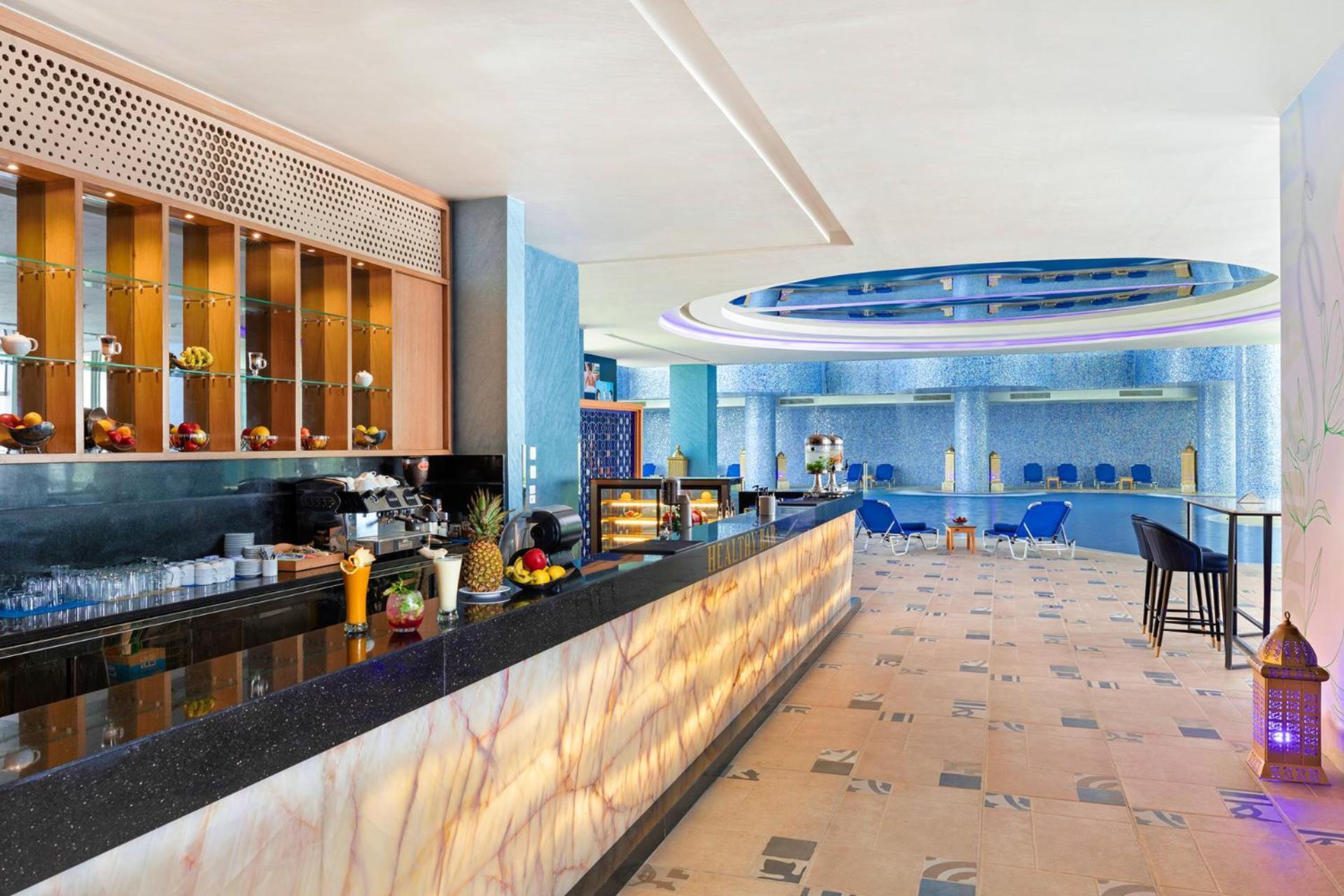 Pickalbatros Blu Spa Resort - Adults Friendly 16 Years Plus- Ultra All-Inclusive Hurgada Dış mekan fotoğraf The bar at the Westin Maldives