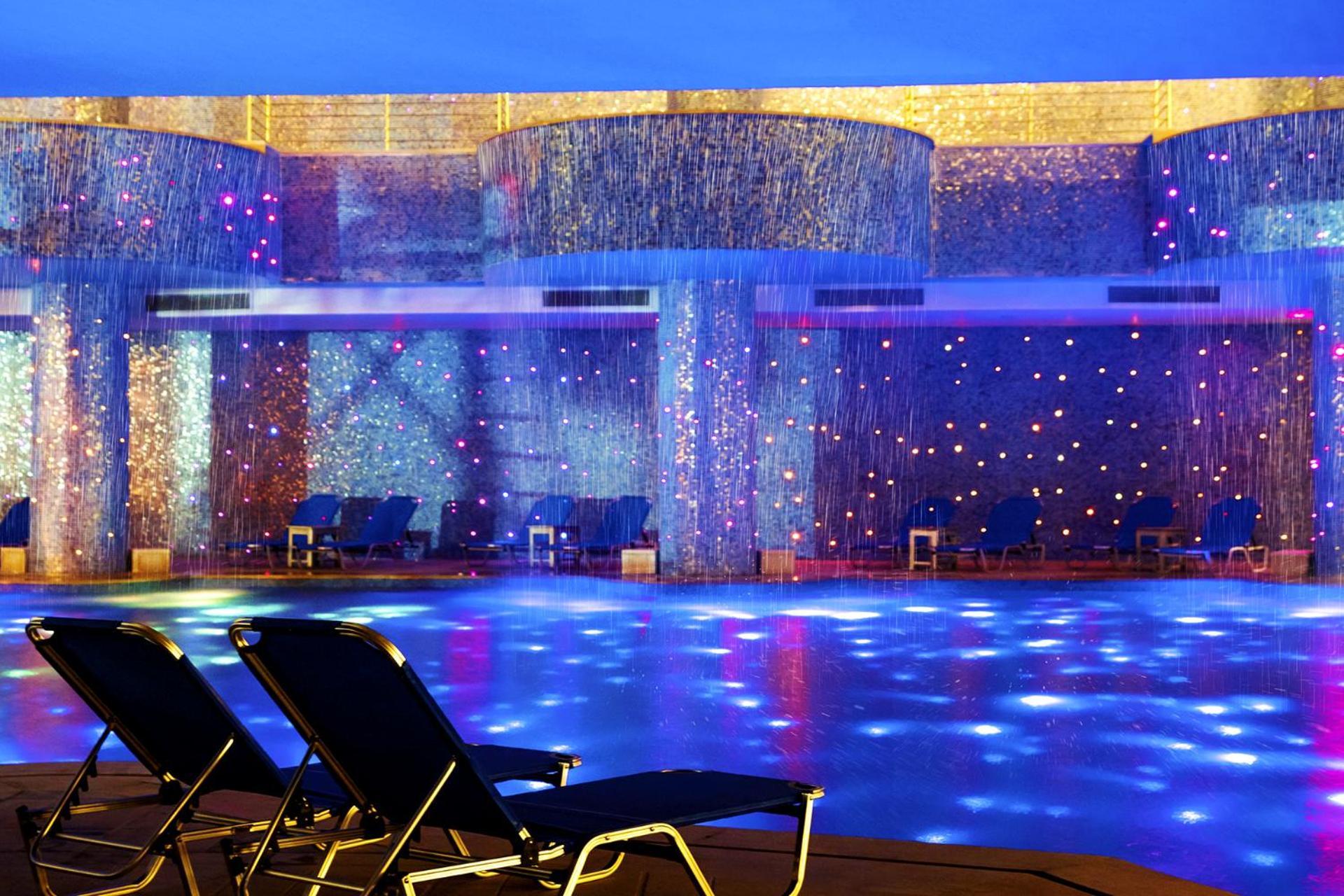 Pickalbatros Blu Spa Resort - Adults Friendly 16 Years Plus- Ultra All-Inclusive Hurgada Dış mekan fotoğraf The pool at the Atlantis Paradise Island
